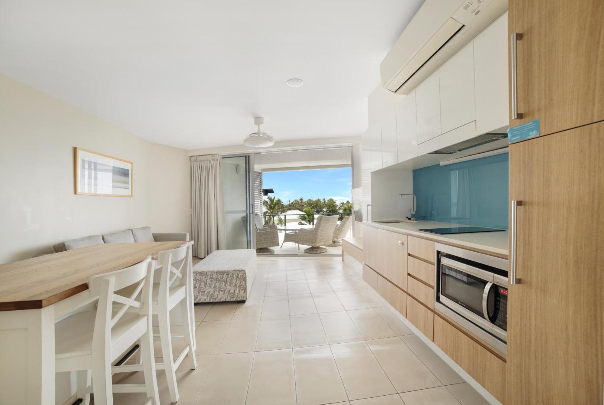 Salt Yeppoon Aparthotel Exterior photo